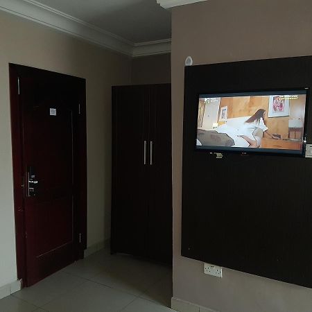 Royal Terrace Hotel & Towers Lagos Exterior foto