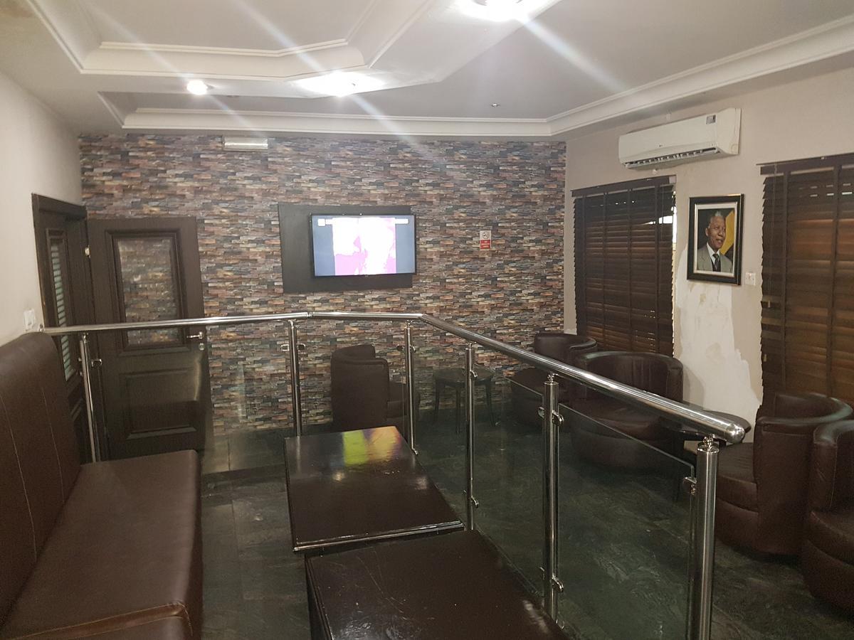 Royal Terrace Hotel & Towers Lagos Exterior foto